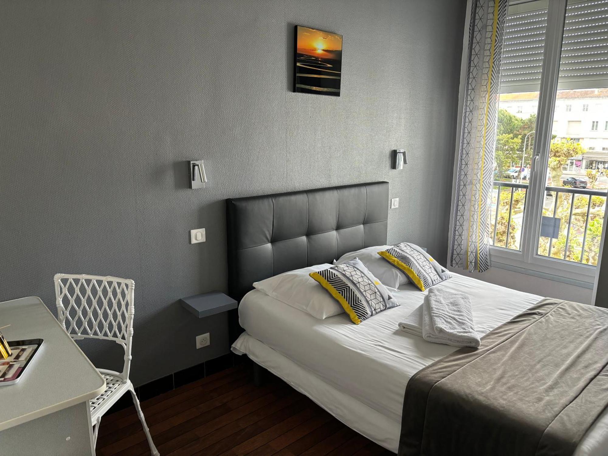 Crystal Hotel Royan Esterno foto